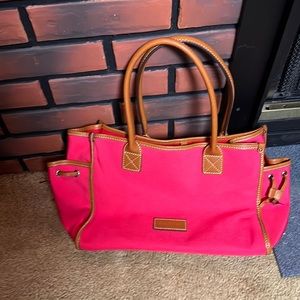 Pink EUC Dooney & Bourke shoulder tote
